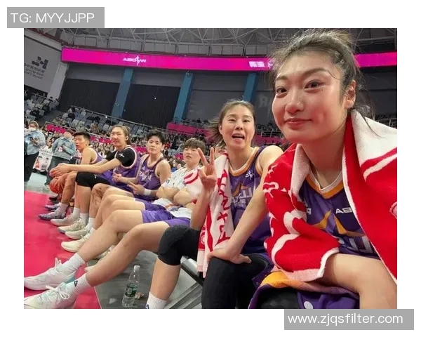 中国女子篮球明星运动员的崛起与成就展现了新时代女性的力量与魅力